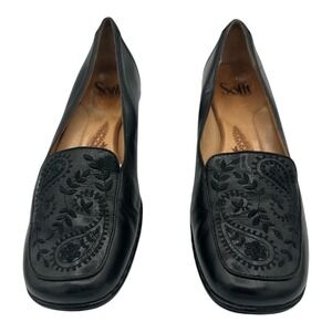 Soft Style Black Leather Embroidered Loafer Flats Women Size 7.5